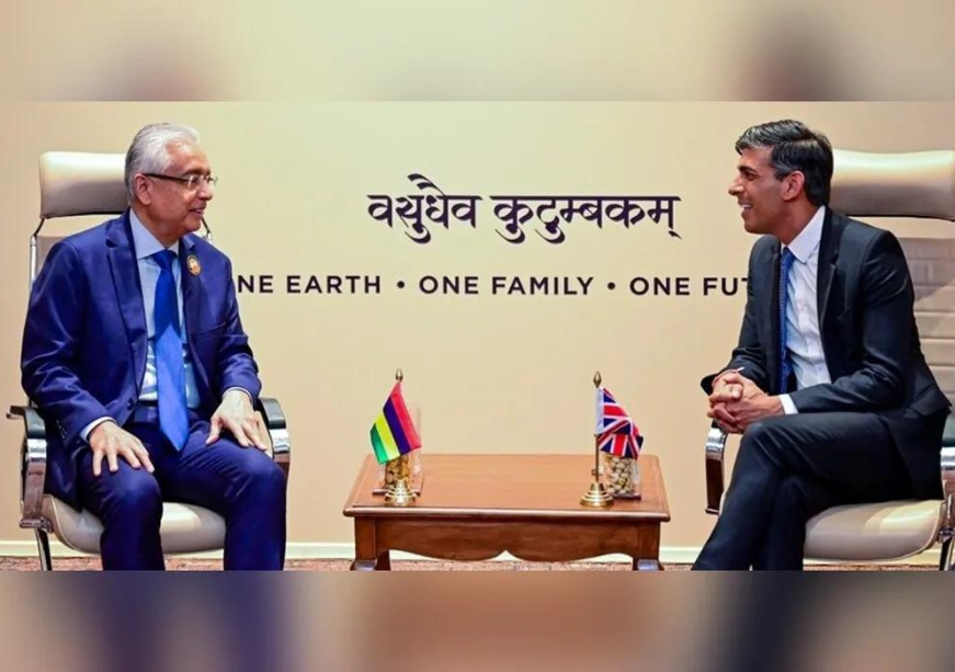 चागोस द्वीपसमूह पर यूके-मॉरीशस वार्ता में क्या रुकावट आ रही है?
